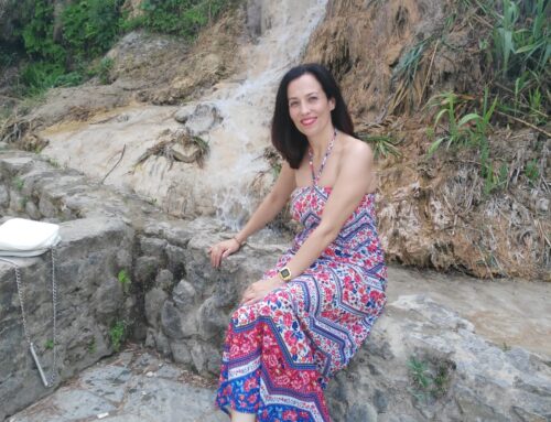 Vanessa.- Fisioterapeuta de vocación, encantadora y alegre su condición.